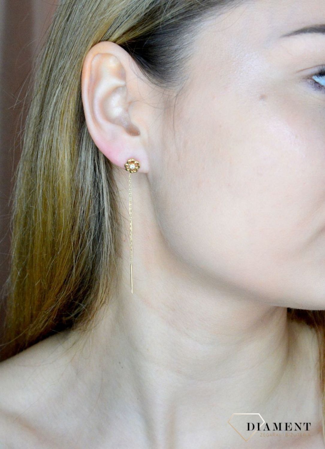 Złote kolczyki 585 wiszące przeciągane kwiatki z cyrkonią KL 3459A 585. Eleganckie, złote kolczyki przeciągany łańcuszek zakończony kwiatkami. Idealne na prezent. Eleganckie, złote kolczyki przeciągane z kwiatkami. Idealne na prezent.jpg